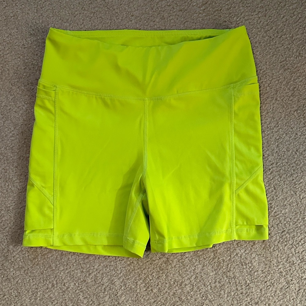 Senita Baseline Shorts 5 inch inseam - Margarita - L